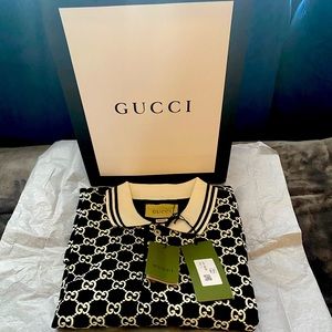 Monogram mens authentic Gucci polo.. Last one, very rare. 25% spandex..